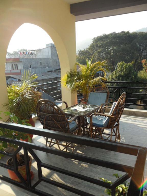 Hotel Nirvana Pokhara Exterior foto