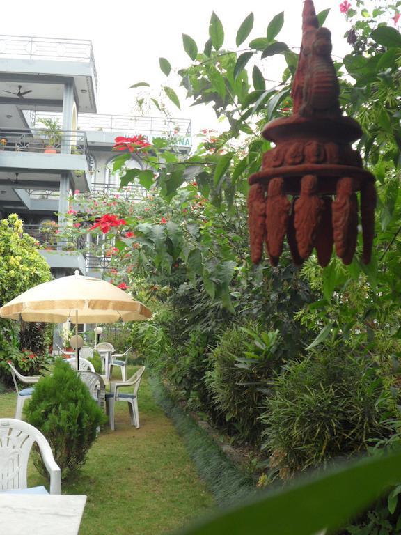 Hotel Nirvana Pokhara Exterior foto