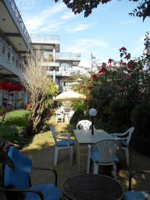 Hotel Nirvana Pokhara Exterior foto